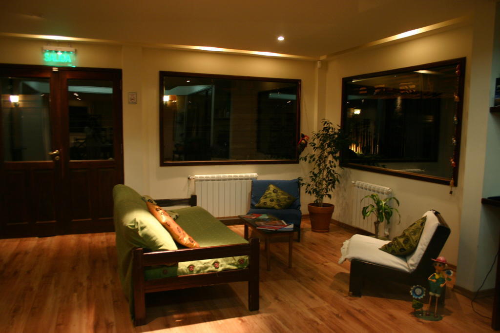 Hosteria Los Gnomos El Calafate Exteriör bild